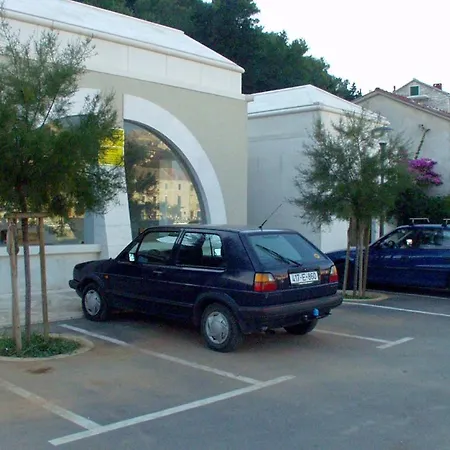 Apartman By The Sea Povlja, Brac - 716 Povlja (Brac)