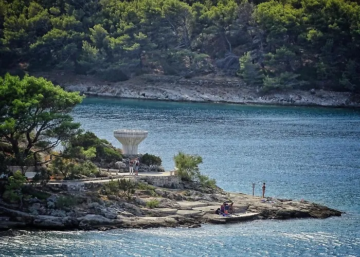 Apartman By The Sea Povlja, Brac - 716 Povlja (Brac)
