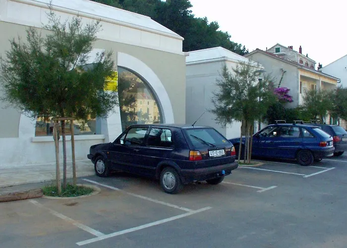 Apartman By The Sea Povlja, Brac - 716 Povlja (Brac)